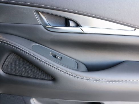 Certified 2023 INFINITI QX60 Luxe AWD/4WD image 33