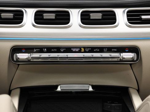 Certified 2023 Mercedes-Benz GLS 450 4MATIC image 27