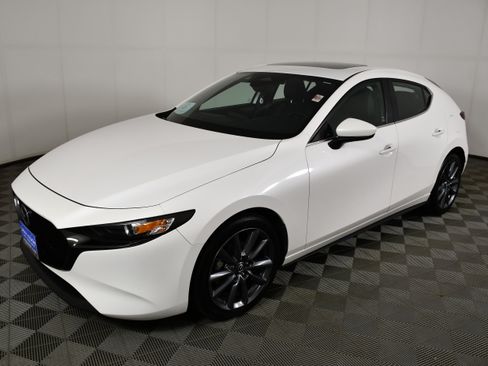 Used 2024 MAZDA MAZDA3 s FWD image 10
