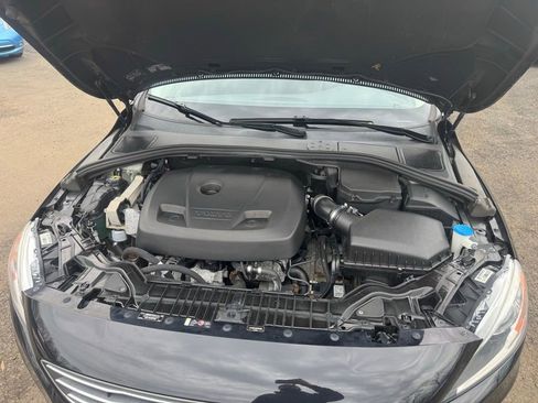 Used 2017 Volvo S60 T5 Inscription w/ Convenience Package image 16