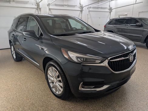 Used 2018 Buick Enclave Premium w/ Experience Buick Package AWD/4WD image 5