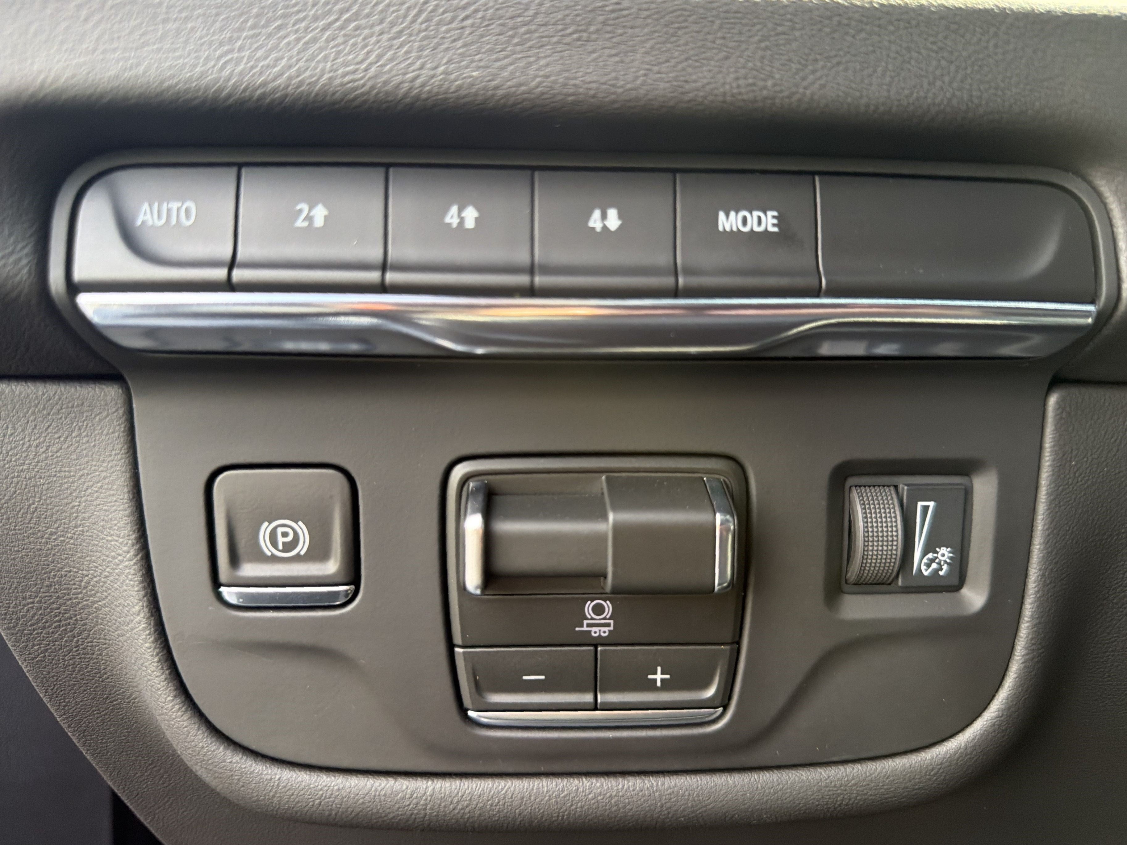 Used 2026 Cadillac Escalade ESV Sport AWD/4WD image 30