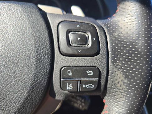 Used 2017 Lexus IS 200t image 30