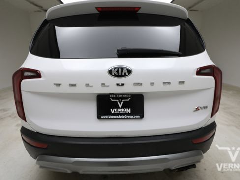 Used 2021 Kia Telluride S FWD image 3