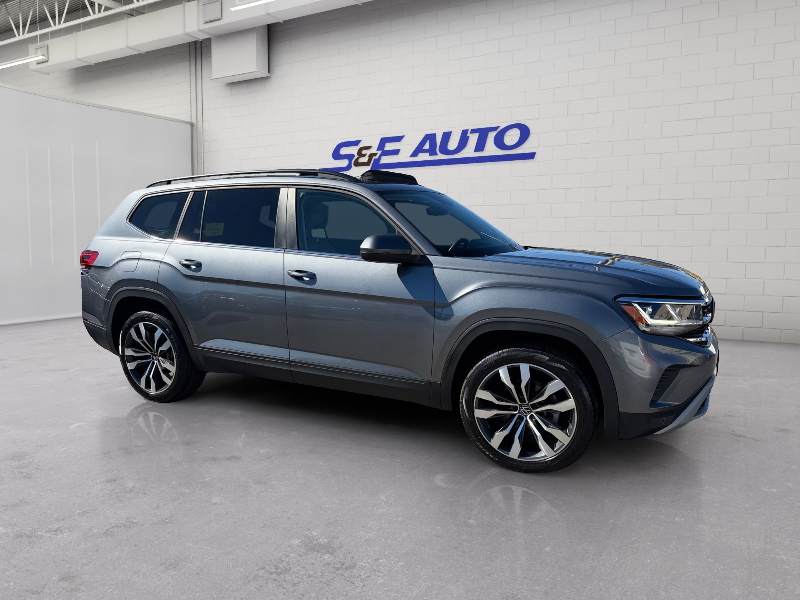 Used 2022 Volkswagen Atlas SE AWD/4WD image 6