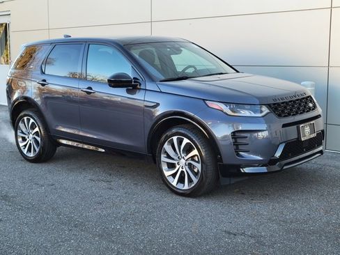 Used 2025 Land Rover Discovery Sport Dynamic SE image 6