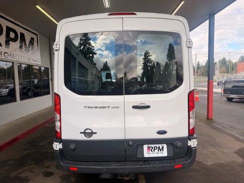 Used 2015 Ford Transit 250 148 Medium Roof image 5