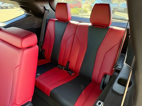 Used 2023 Acura MDX A-Spec image 15