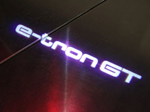 Used 2024 Audi e-tron GT Premium Plus w/ Performance Package image 83