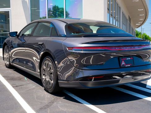 Used 2024 Lucid Air Pure RWD image 19