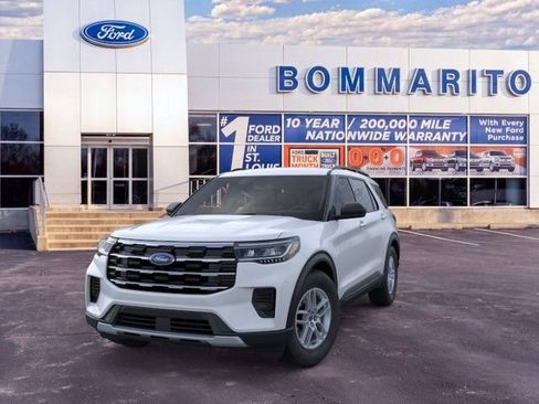 New 2026 Ford Explorer Active AWD/4WD image 2