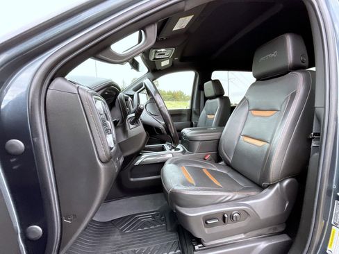 Used 2020 GMC Sierra 2500 AT4 w/ Technology Package AWD/4WD image 11
