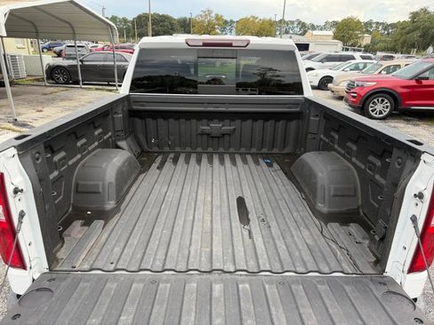Used 2021 Chevrolet Silverado 1500 LT Trail Boss w/ Convenience Package II AWD/4WD image 21