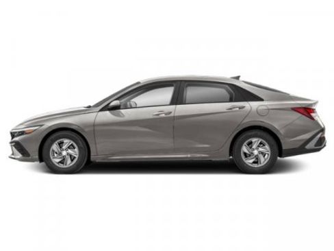 New 2026 Hyundai Elantra SE FWD image 3