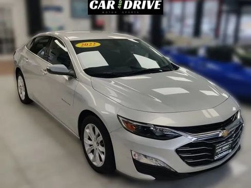 Used 2022 Chevrolet Malibu LT image 3
