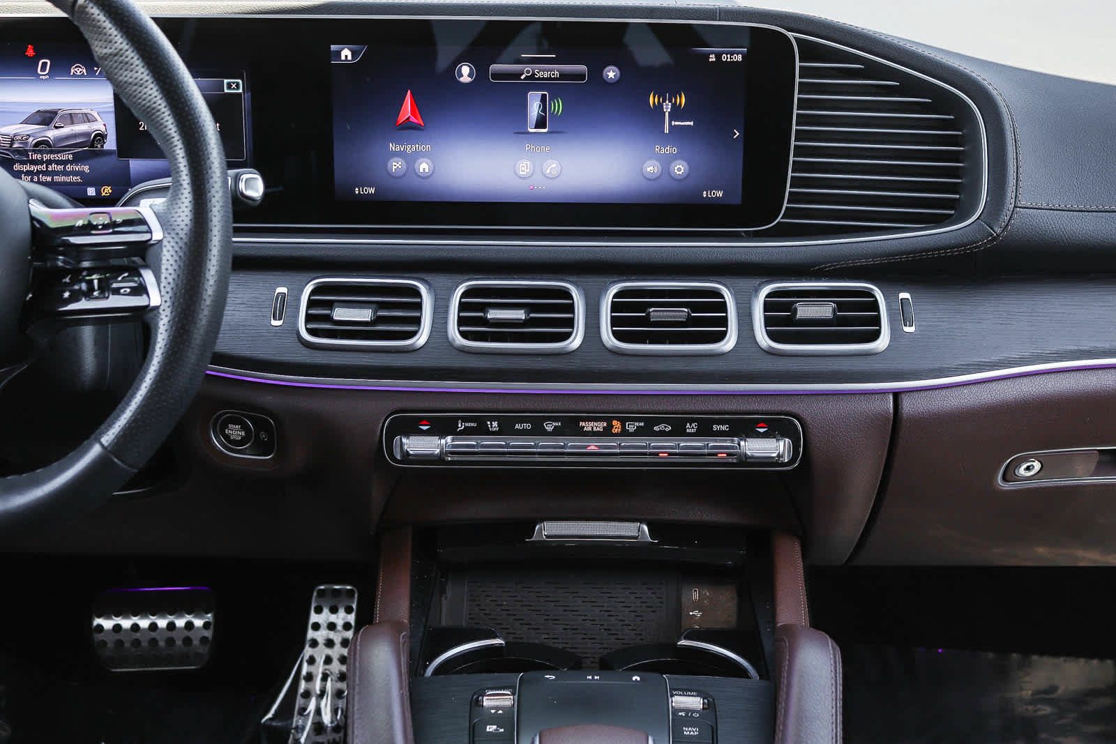 Used 2024 Mercedes-Benz GLS 450 4MATIC image 16