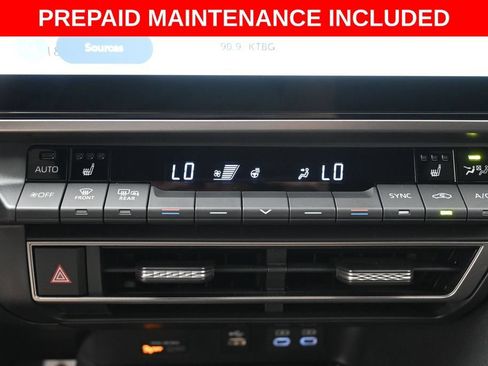 Used 2026 Toyota Camry XSE FWD image 21