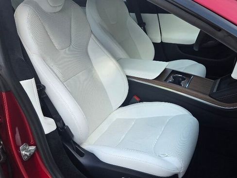 Used 2024 Tesla Model S AWD/4WD image 24