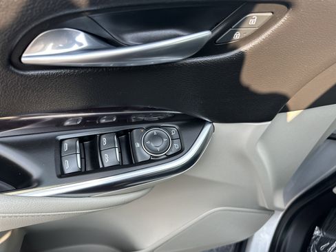 Used 2019 Cadillac XT4 Luxury image 12