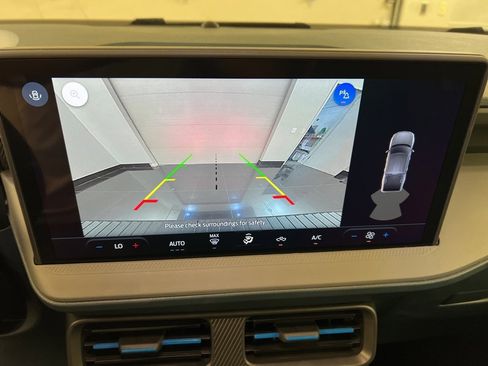 New 2025 Ford Maverick Lobo image 11