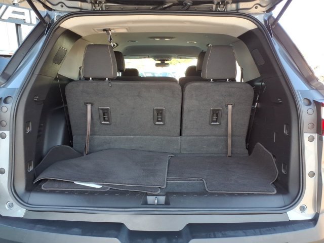 Used 2020 Chevrolet Traverse LS FWD image 23