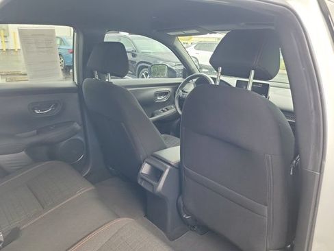 Used 2024 Honda HR-V Sport image 9