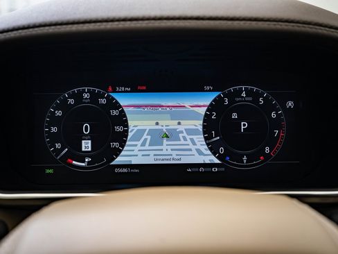 Used 2021 Land Rover Range Rover Westminster Edition image 30