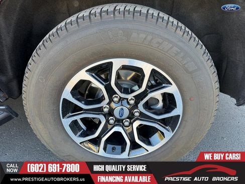 Used 2024 Ford Expedition Max XLT image 19