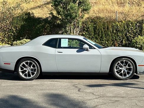 Used 2022 Dodge Challenger GT image 3