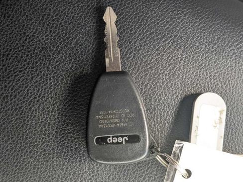Used 2018 Jeep Wrangler Unlimited Sport S AWD/4WD image 30