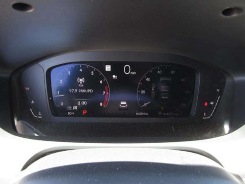 Certified 2025 Acura ADX AWD image 29