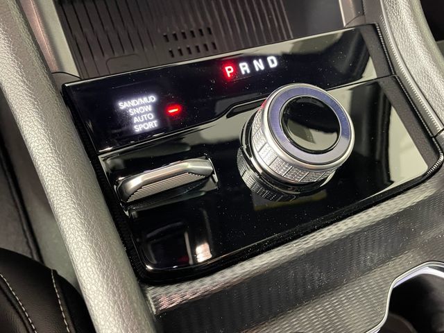New 2026 Jeep Grand Cherokee L 4WD image 4