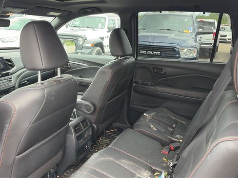 Used 2023 Honda Passport TrailSport image 23