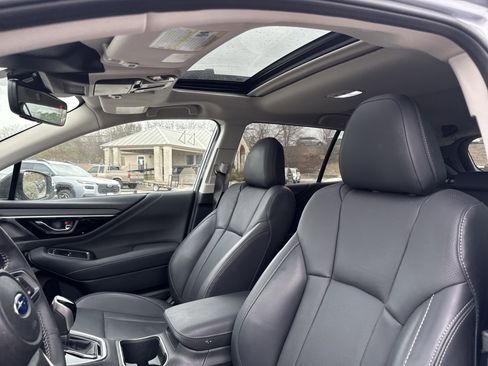 Certified 2025 Subaru Outback Limited image 25