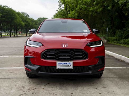 Certified 2026 Honda HR-V Sport image 3