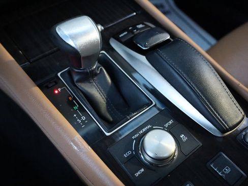 Used 2013 Lexus LS 460 4dr Sedan AWD image 39