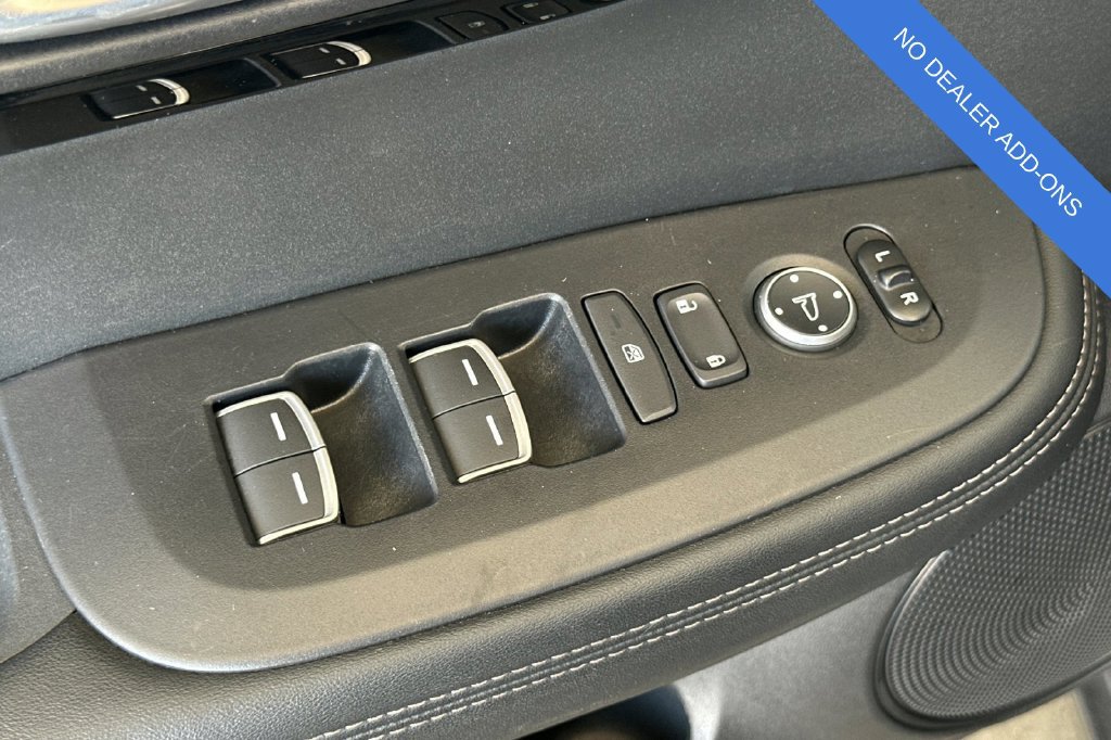 Used 2025 Acura ADX FWD image 12