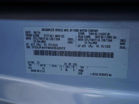 Used 2017 Ford F450 XL w/ Power Equipment Group AWD/4WD image 36