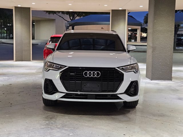 Used 2021 Audi Q3 2.0T Premium Plus w/ Premium Plus Package AWD/4WD image 2