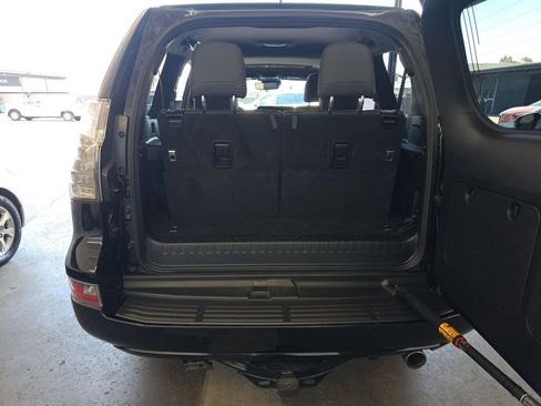 Used 2021 Lexus GX 460 Premium w/ Premium Package AWD/4WD image 6