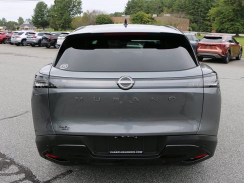 Used 2025 Nissan Murano SV FWD image 4