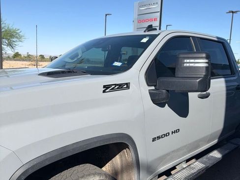 Used 2025 Chevrolet Silverado 2500 Custom w/ Custom Value Package AWD/4WD image 2