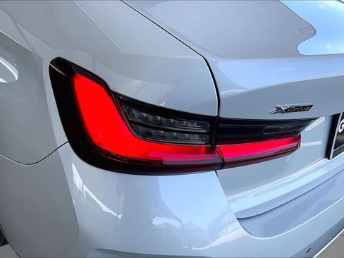 Used 2026 BMW 330i xDrive Sedan AWD/4WD image 29