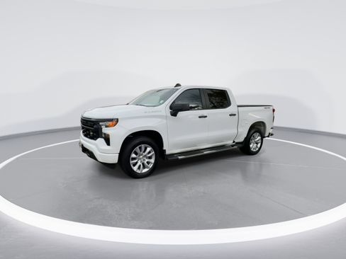 Used 2022 Chevrolet Silverado 1500 Custom image 4