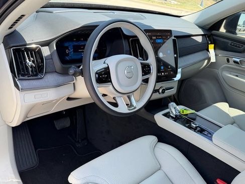 New 2026 Volvo XC90 T8 Ultra w/ Protection Package AWD/4WD image 14