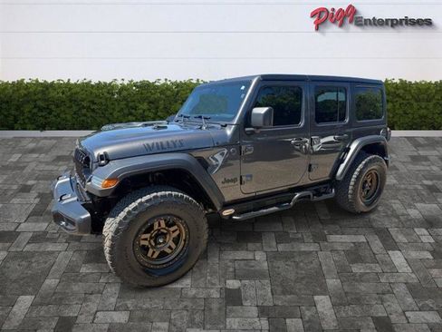 Used 2024 Jeep Wrangler Unlimited Sport AWD/4WD image 5