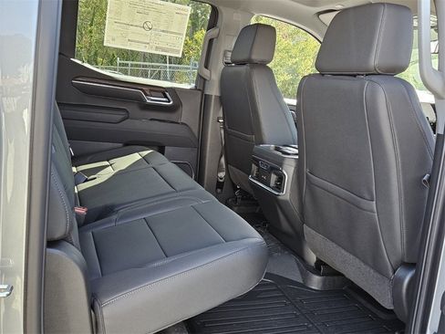 New 2026 GMC Sierra 1500 SLT w/ SLT Premium Plus Package image 12