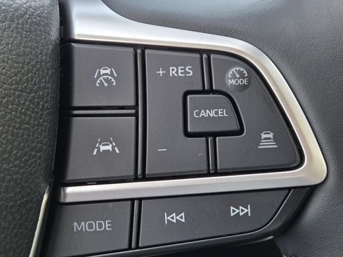 Used 2026 Toyota Grand Highlander AWD Hybrid image 19