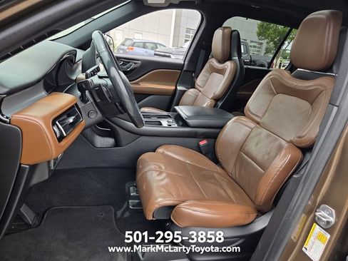 Used 2022 Lincoln Aviator Reserve w/ Equipment Group 201A AWD/4WD image 9