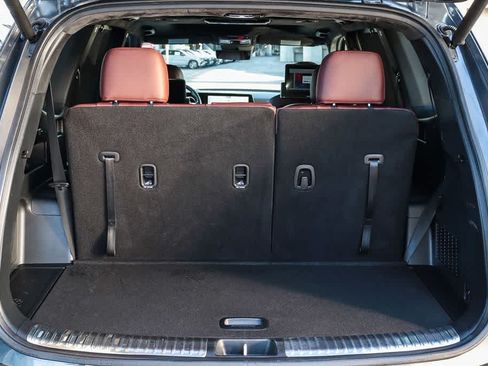 Used 2023 Kia Telluride SX Prestige AWD/4WD image 32
